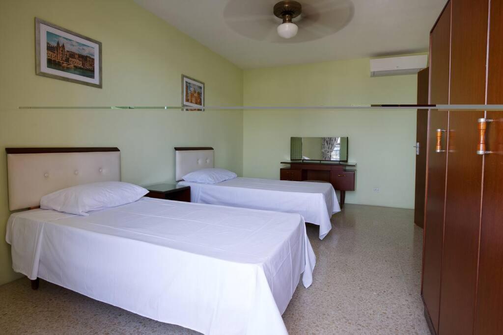 1 Bedrm Apt Seaview Balluta Bay St. Julian's Exterior foto